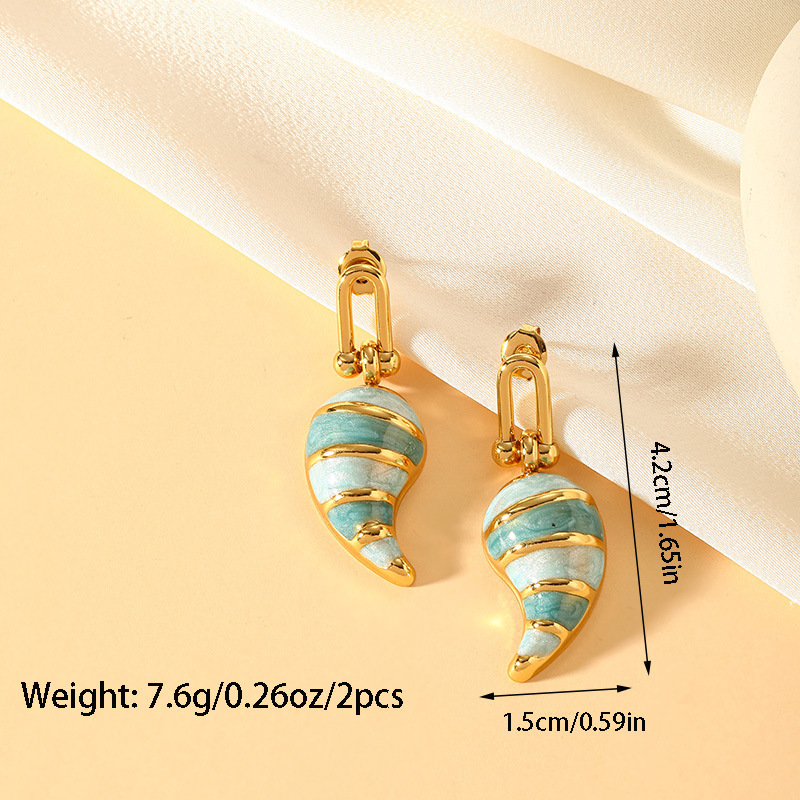 10g Weight Titanium Steel Ear Needle Material Ear Studs Classification 1 Pair Quantity Daily, Street Occasion Titanium Steel Material Geometric Pattern All Seasons Season Women's Gender Plating Design Retro, Commute Style 1 Pair Retro Commute Geometric Plating Titanium Steel Ear Studs 17