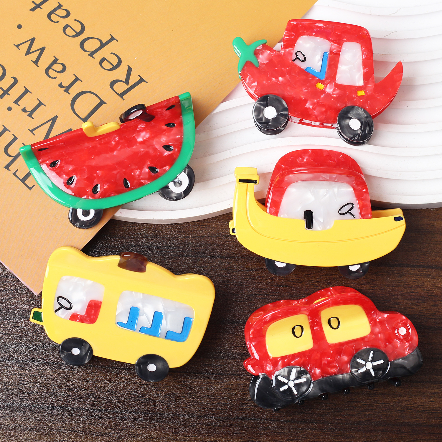 Aitong diseño creativo divertido de dibujos animados fruta horquilla de coche clip de agarre de ácido acético de alta calidad clip de tiburón de niña linda