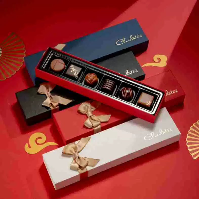 [Строгий отбор] Новогодний шоколад ручной работы с сэндвич-шоколадом