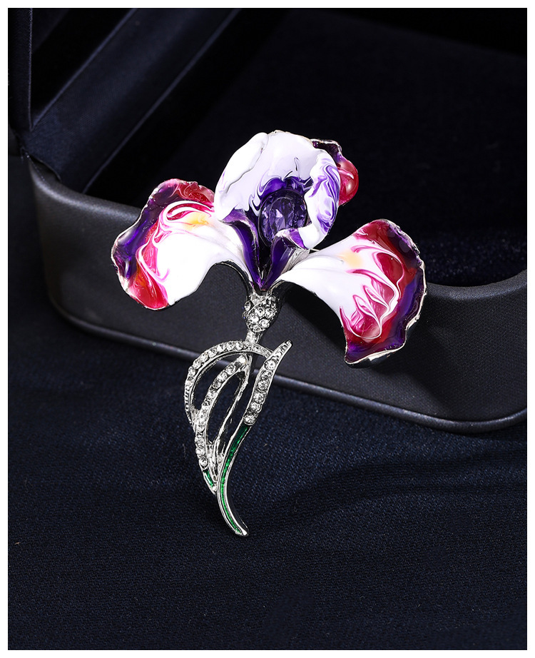 Retro Chinese-Style Iris Flower Brooch with Enamel and Oil-Drip Rhinestones, Elegant Floral Brooch, Suit Jacket Accessory