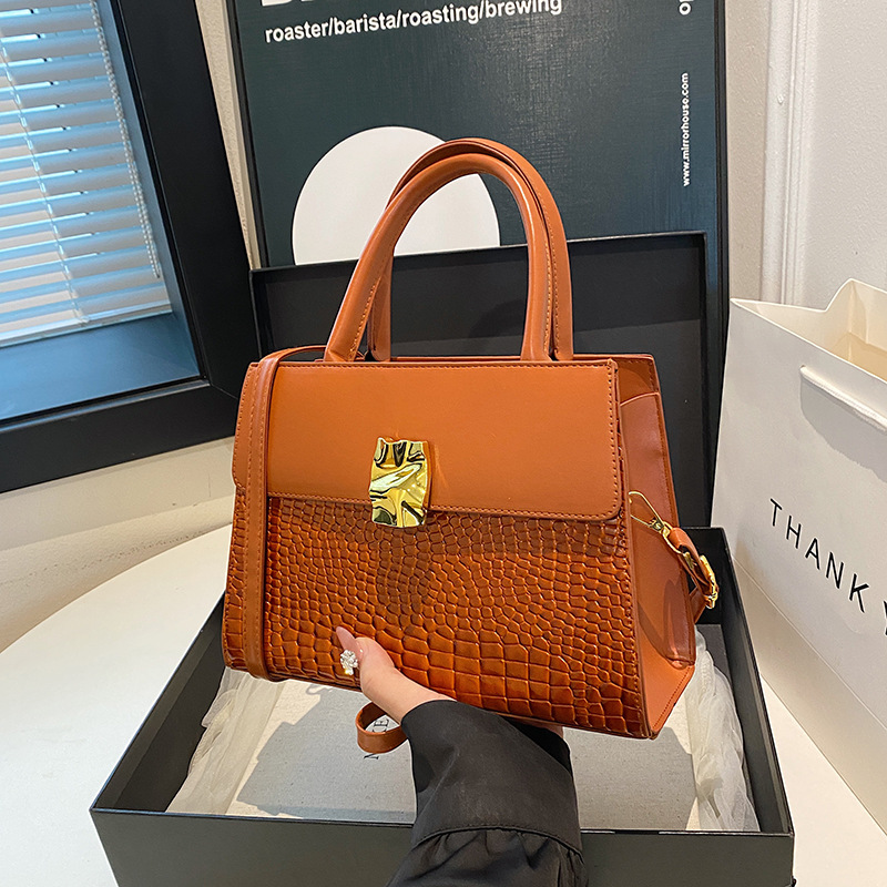 Bolso de mano europeo y americano con patrón de cocodrilo retro para mujer 2024 nuevo bolso de mensajero de moda con textura de moda de un solo hombro