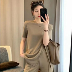 アイスシルクワイドレッグパンツスーツ女性の夏の韓国ファッション大きいサイズルーズデザインスリット半袖トップスとパンツトレンディ