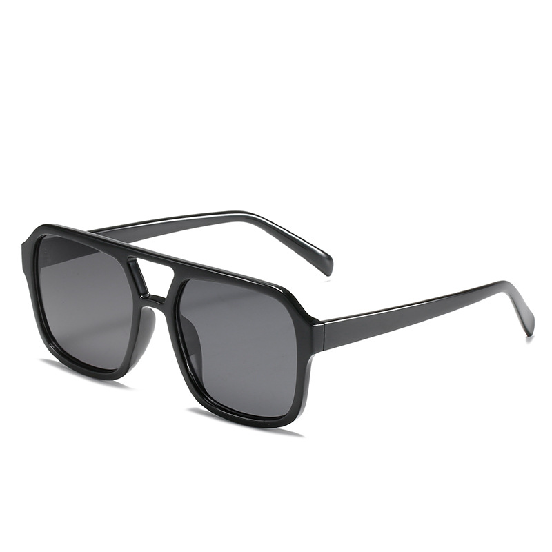 Fashionable square classic retro marine multicoloured sunglasses