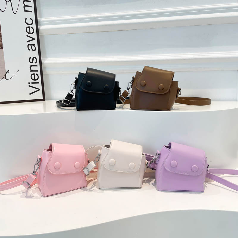 El nicho de diseño extranjero, mini bolso para mujeres 2025, nuevo bolso de moda, bolso de lápiz labial para mujeres personales coreanas.