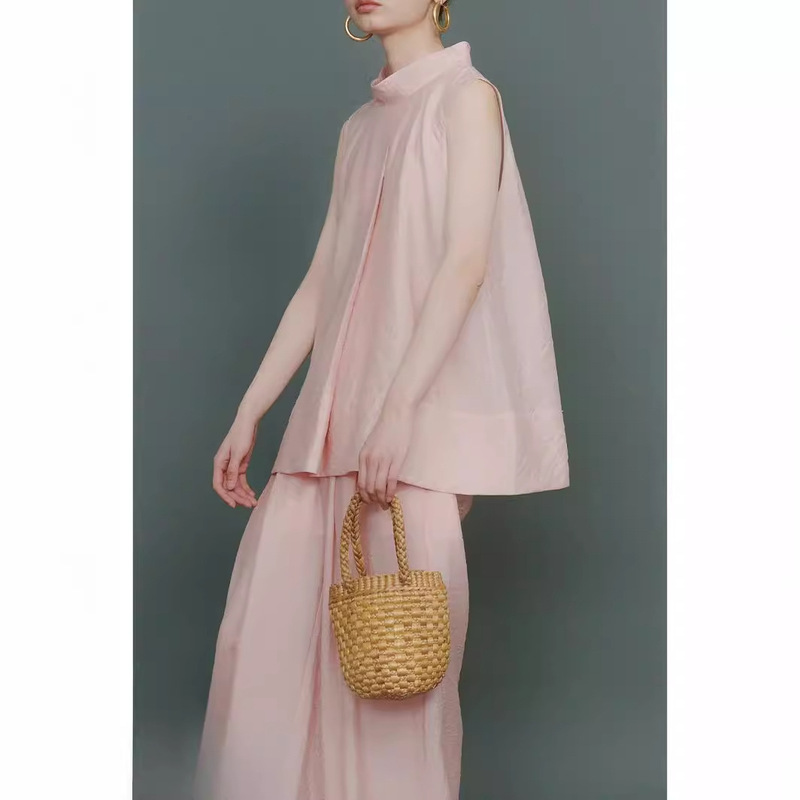 Summer Thin Two-Piece Set: Sleeveless A-Line High-Neck Top and Wide-Leg Cool Pants Summer Thin Two-Piece Set: Sleeveless A-Line High-Neck Top and Wide-Leg Cool Pants