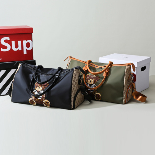 新款小熊手提包出差旅行包男女手提健身包潮大容量收纳瑜伽行李袋