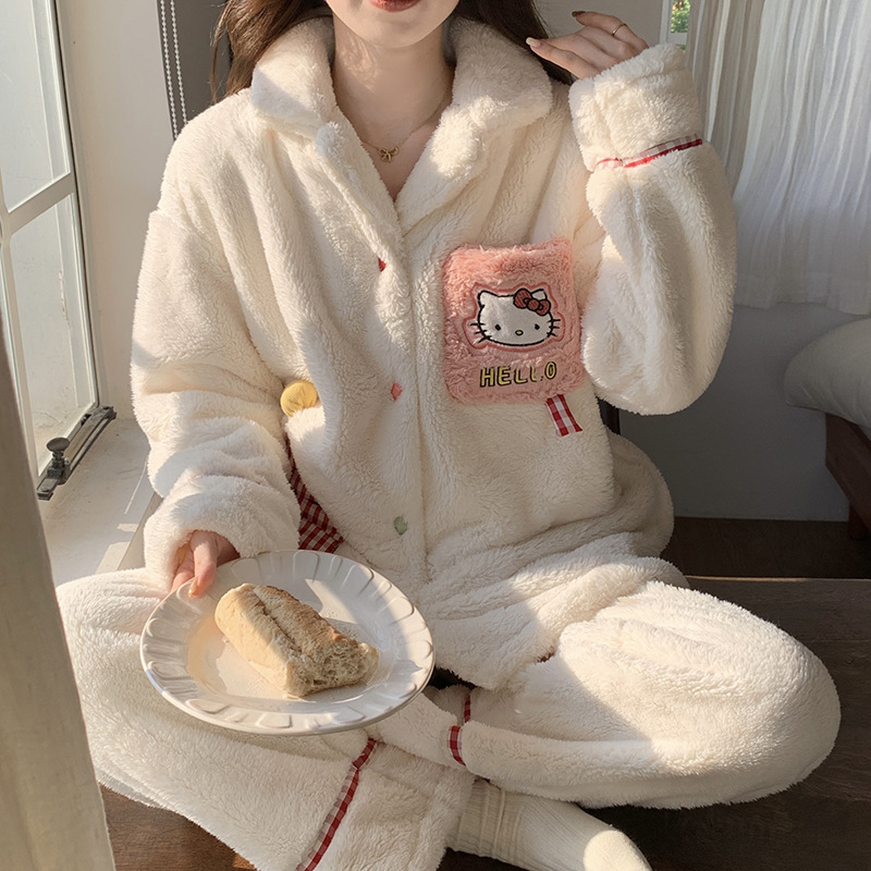 잠옷 여성의 가을과 겨울 새로운 산호 양털 카디건 두꺼운 따뜻한 귀여운 잠옷 외부 가정 세트 여성 슬리브 착용