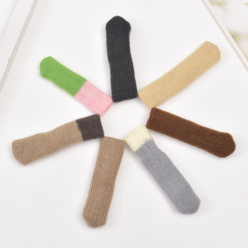 Table leg knitting door handle protector, thick and wear-resistant chair leg anti-slip fuzzy noise reduction home protection mat