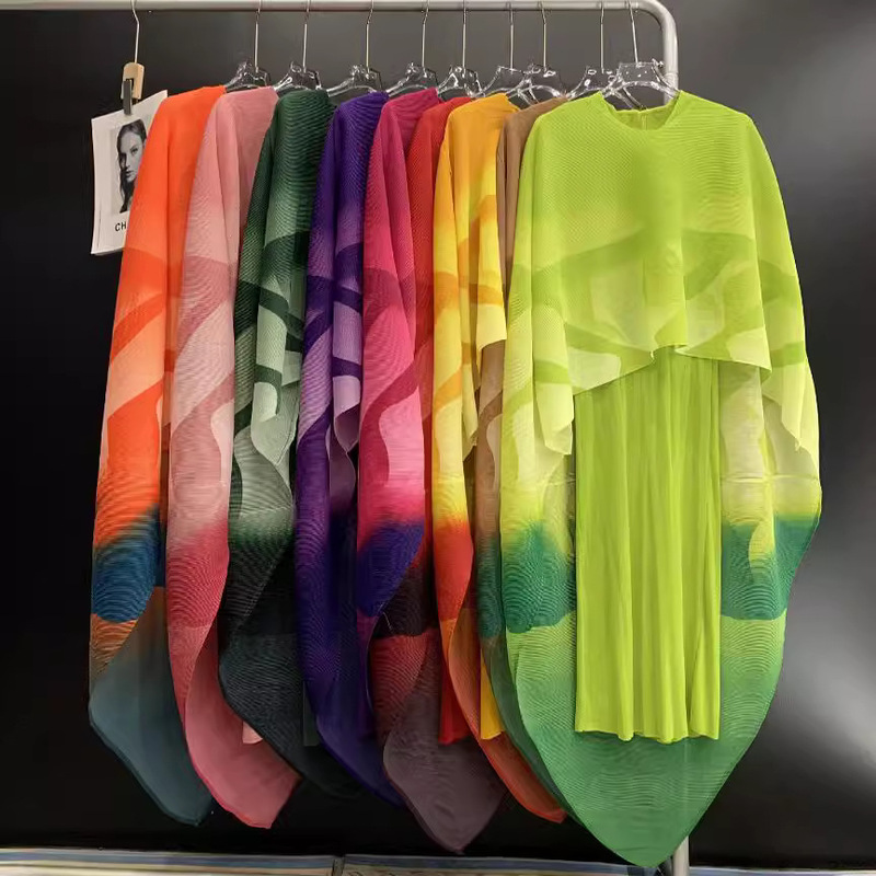 Pleated Cute Beautiful Fashion Elegant Women's Long Dress Elegant Skirt Three Small House Round Neck Printed Two-piece Dress