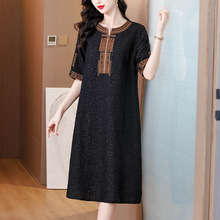 高端阔太太桑蚕丝刺绣宽松裙子2025夏季新款妈妈香云纱大码连衣裙