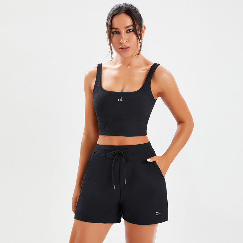 Cross-Border Yoga Suit Pilates Yoga Sports Vest Quick-Drying Flap Pocket Pants Loose Threaded Short Three-Point Yoga Pants