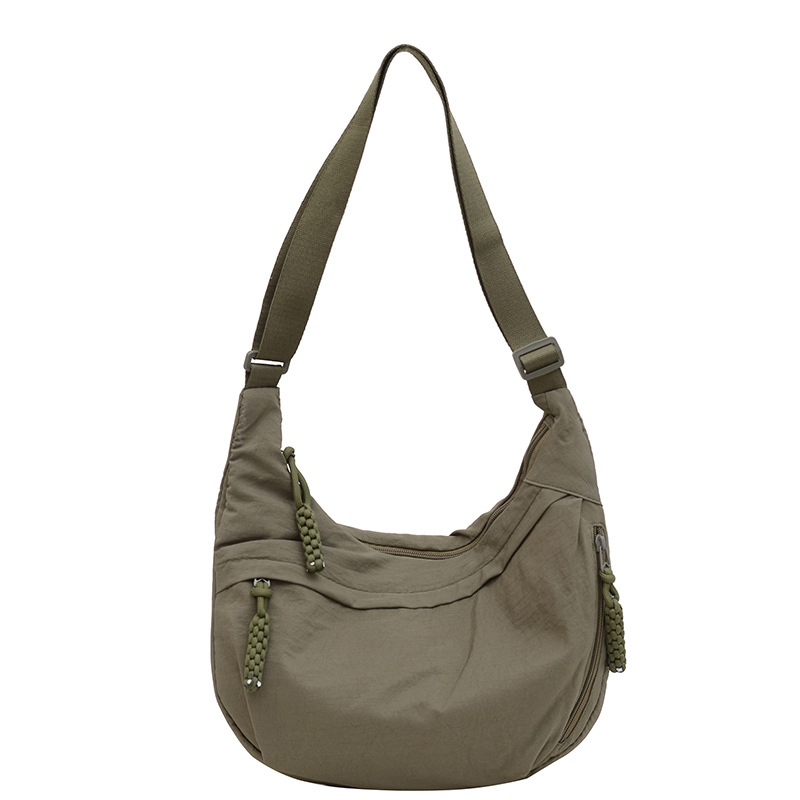 녹색(면으로 만든 두툼한 만두)