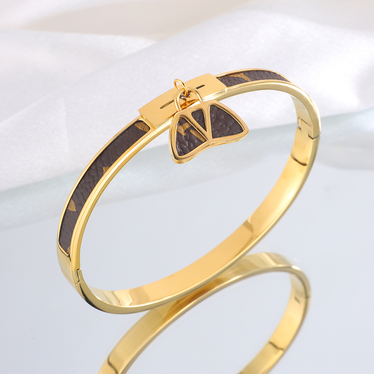 Pulsera de Acero de Titanio y Cuero para Mujer