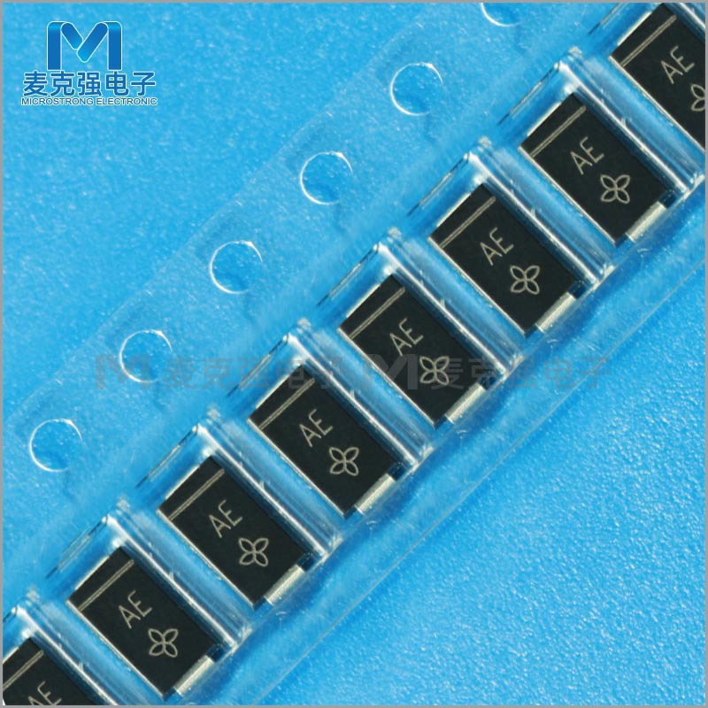 VISHAY原装贴片稳压二极管SMAZ6V8-E3/61 SMA稳压管1W 6.8V丝印AE