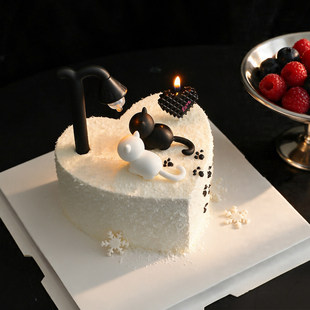 ��Ϧ���˹������b�·���µ�С؈��[����ɫ�������loveϞ�T���