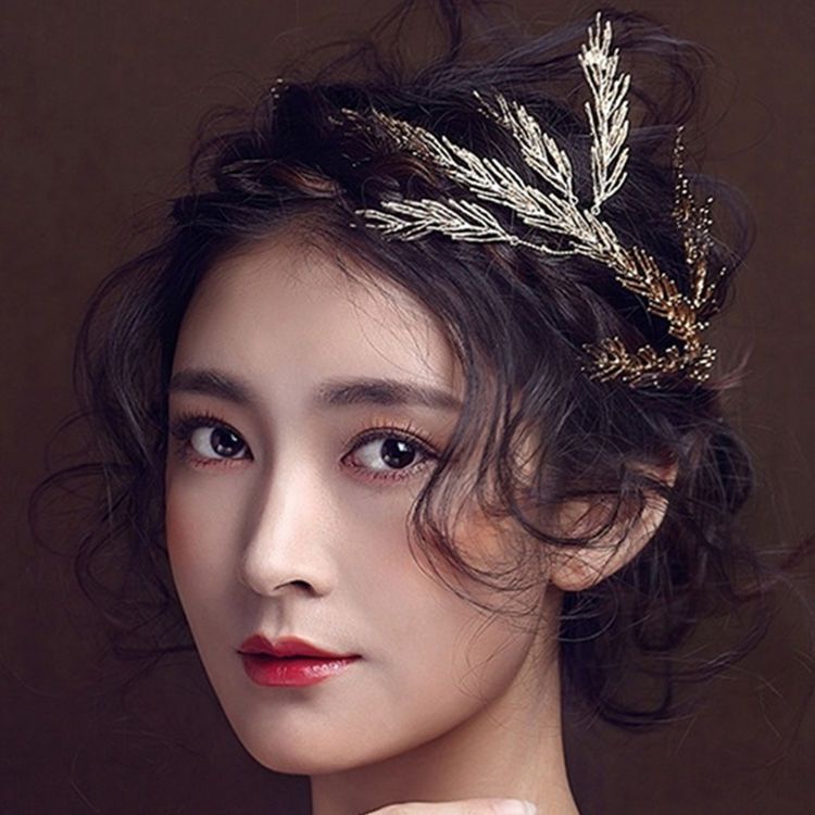 Fashionable Leaf-Shaped Hairband, Alloy Gold, Niche High-End Hair Accessory, Bridal Headpiece, Cross-Border Exclusive Headpiece Set Fashionable Leaf-Shaped Hairband, Alloy Gold, Niche High-End Hair Accessory, Bridal Headpiece, Cross-Border Exclusive Headpiece Set