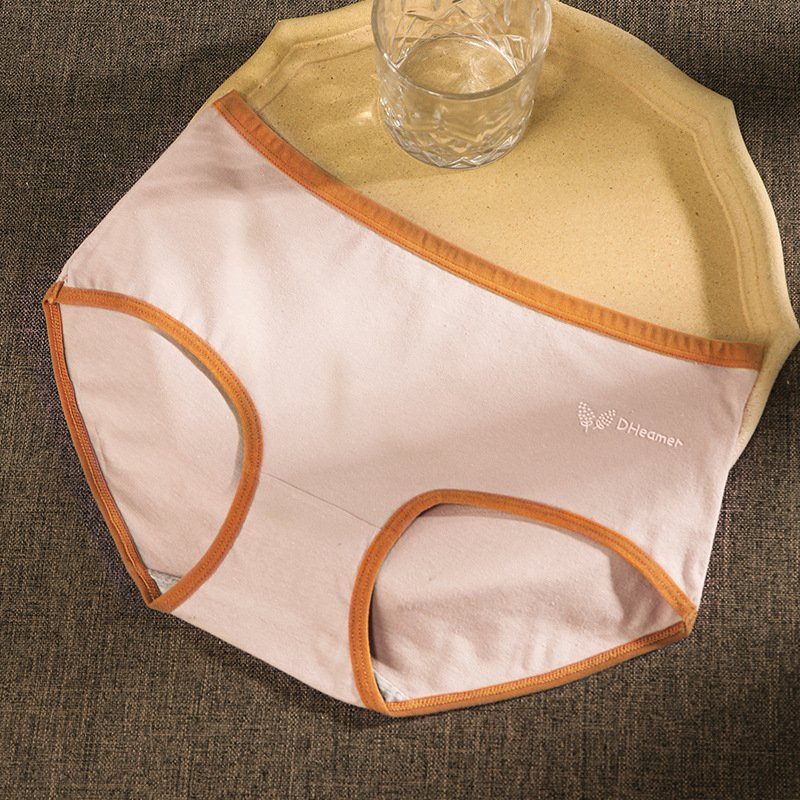 Ropa interior sin costuras de las mujeres de verano fino de algodón puro antibacteriano entrepierna chica estilo japonés de cintura media transpirable pantalones cortos de triángulo de cadera completa