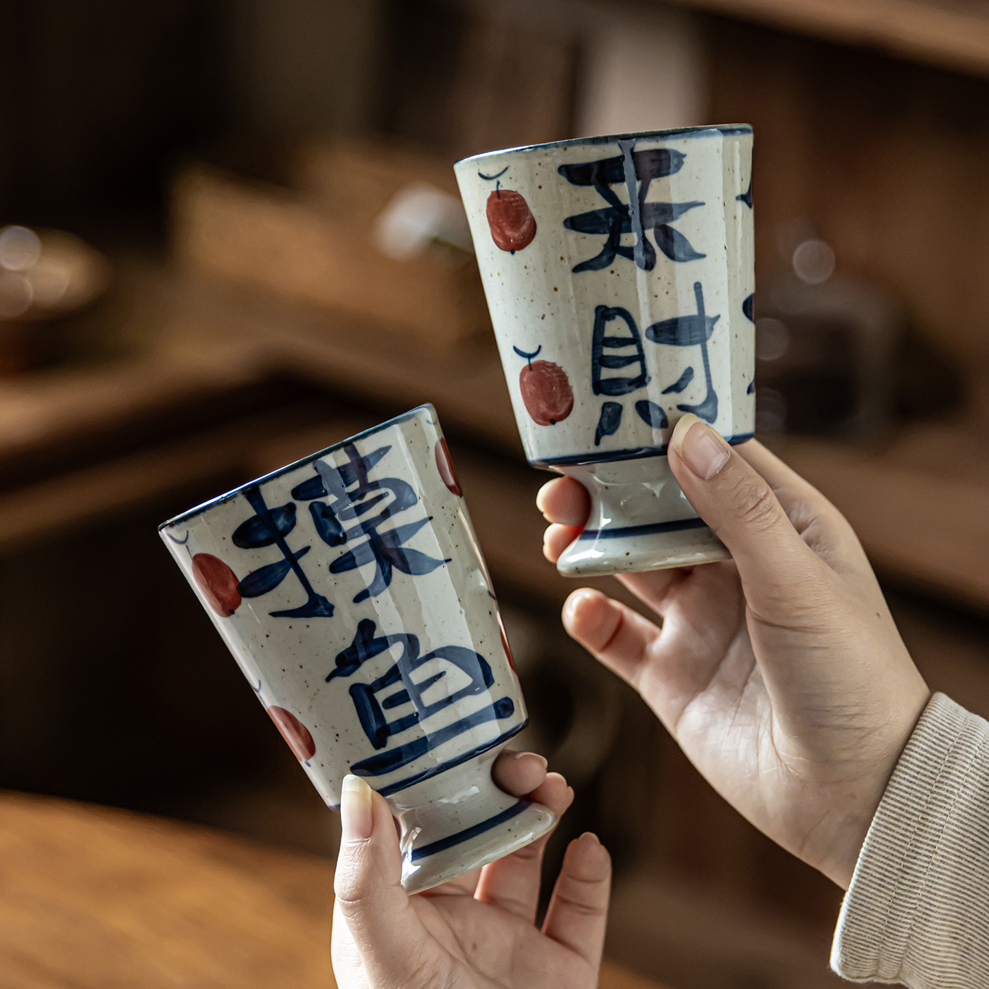 陶瓷杯子家用水杯手绘釉下彩马克杯日式高脚杯手握粗陶咖啡杯瓷杯