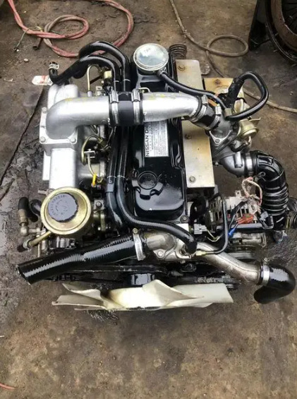 Complete Japanese Nissan Pickup QD32 turbo diesel engine, QD32 engine, used diesel engine