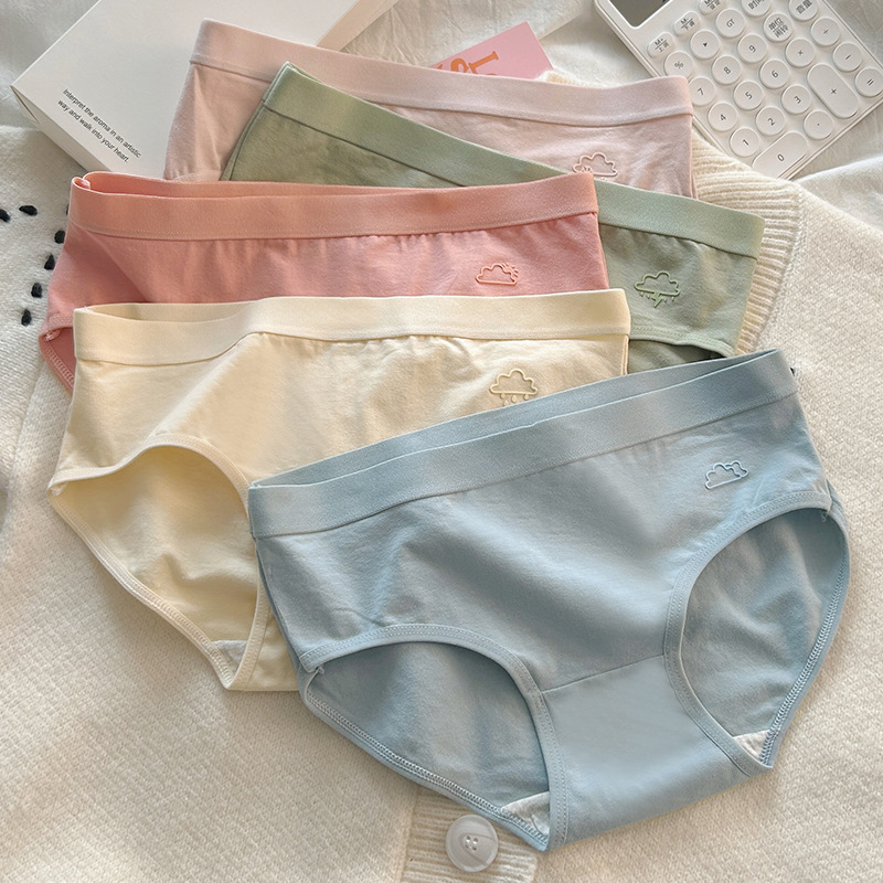 Women's underwear cotton bottoms women's weather pattern simple solid color waist cotton crotch breathable triangle shorts wholesale