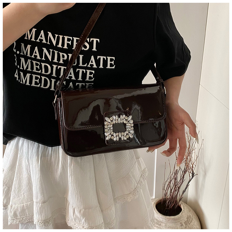 Korean style trendy underarm bag 2025 summer new women's bag, stylish diamond-encrusted single-shoulder bag, patent leather shiny crossbody bag undefined