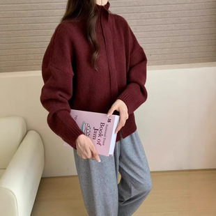 ���_˹�羳�¿�s��������e��a�񌍱�ů��ɫ�L��ë������Ů