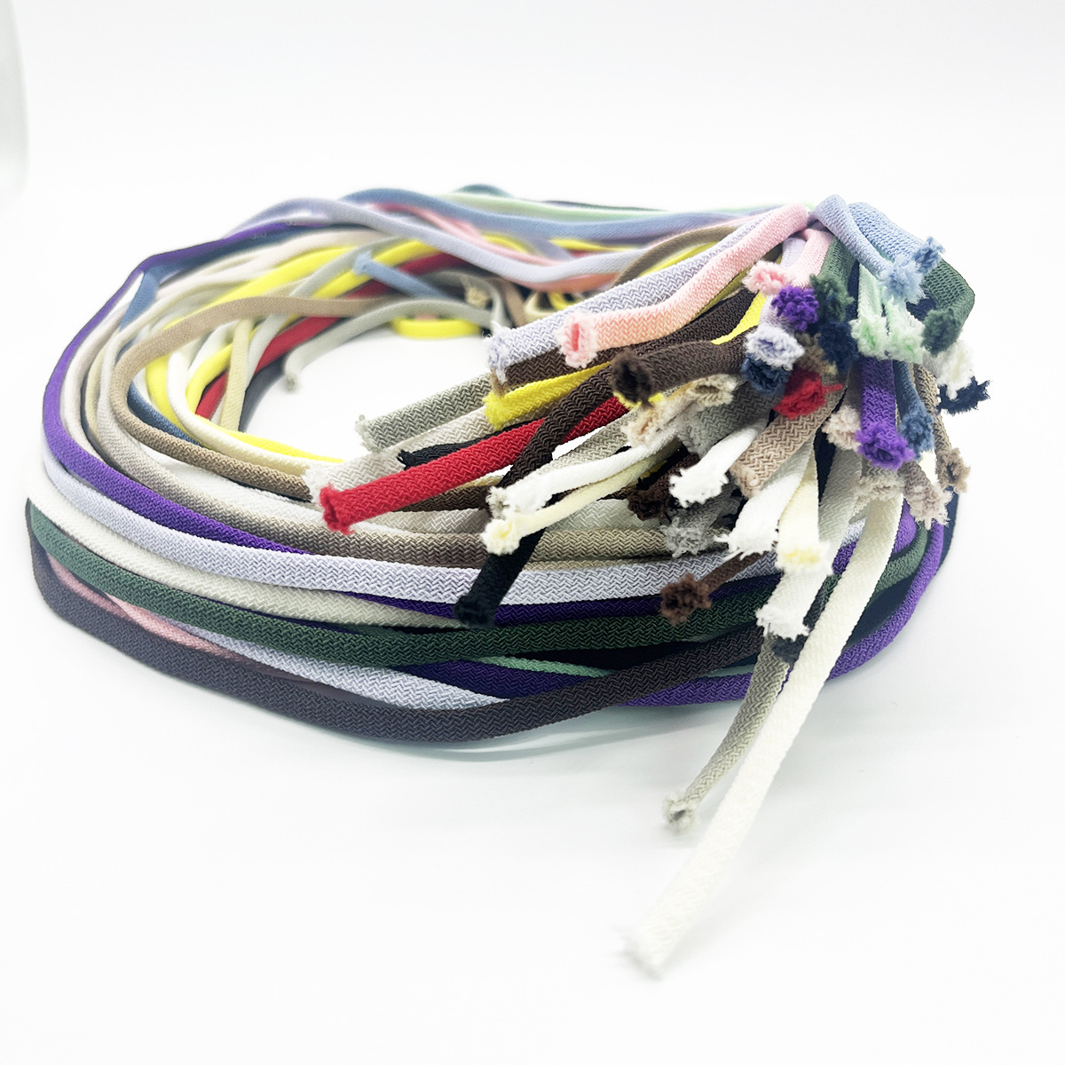 34 colores en stock 6 / 8mm color de alta elasticidad ondulado hueco cordón de goma hueco de doble capa de color sólido cordón elástico hueco