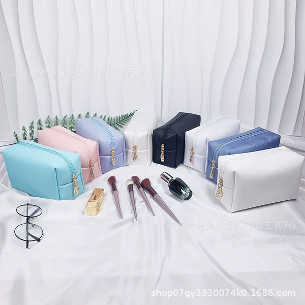 Amazon's Best-Selling Women's Makeup Bag, Portable Pu Hand-Held Makeup Bag, Pearl Lettered Cosmetics Toiletry Storage Bag