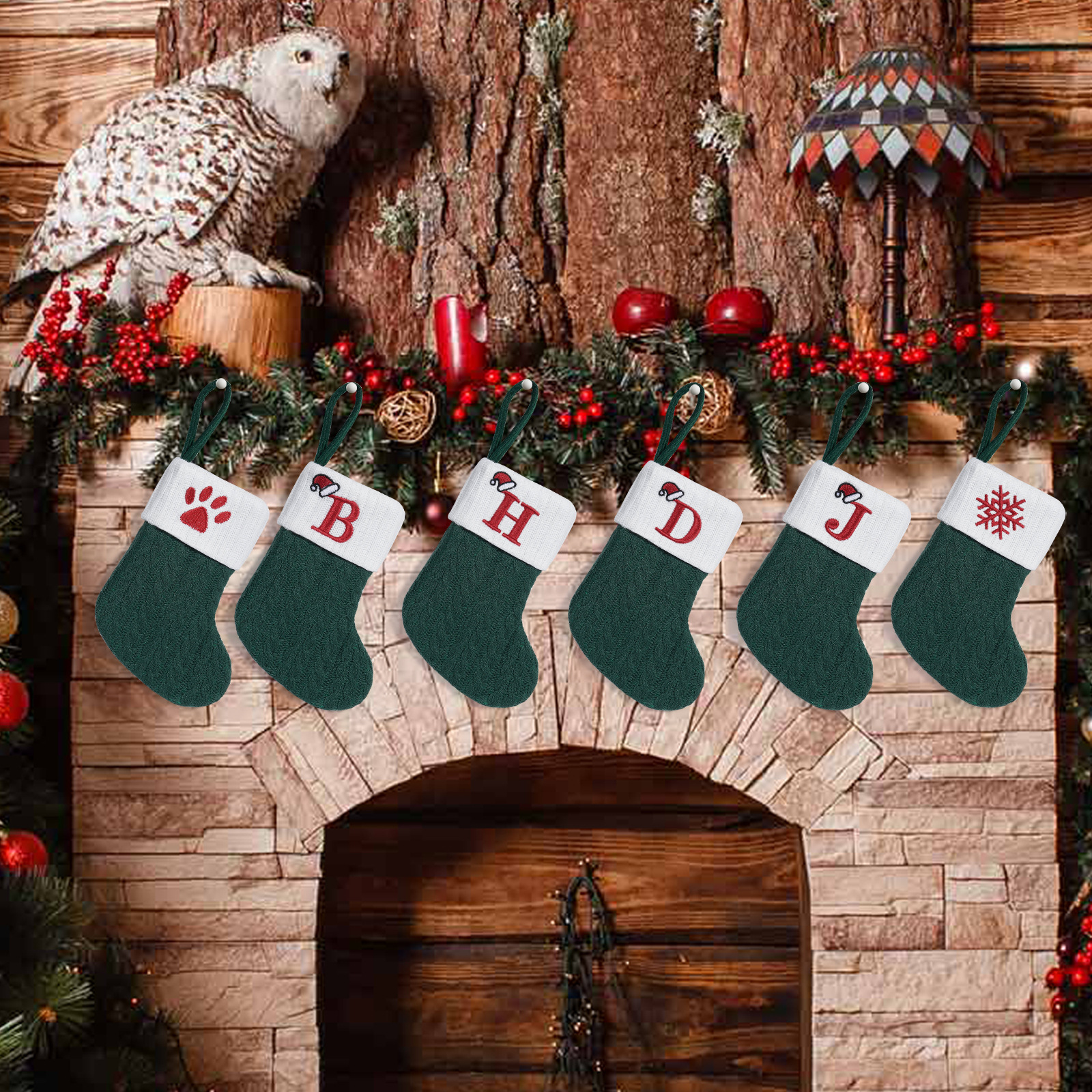 Navidad transfronteriza decoración de punto calcetines de Navidad verdes calcetines de Navidad letras creativas bordadas colgantes bolsas de regalo