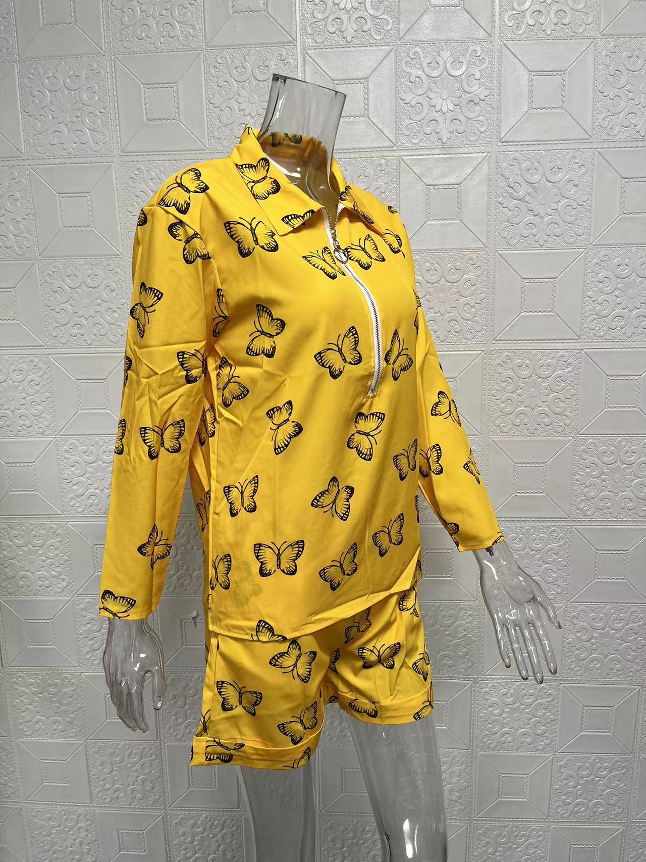 Ensemble deux pièces pour femmes, haut à manches longues, short imprimé avec fermeture éclair, nouvelle collection automne 2024_voghion.com