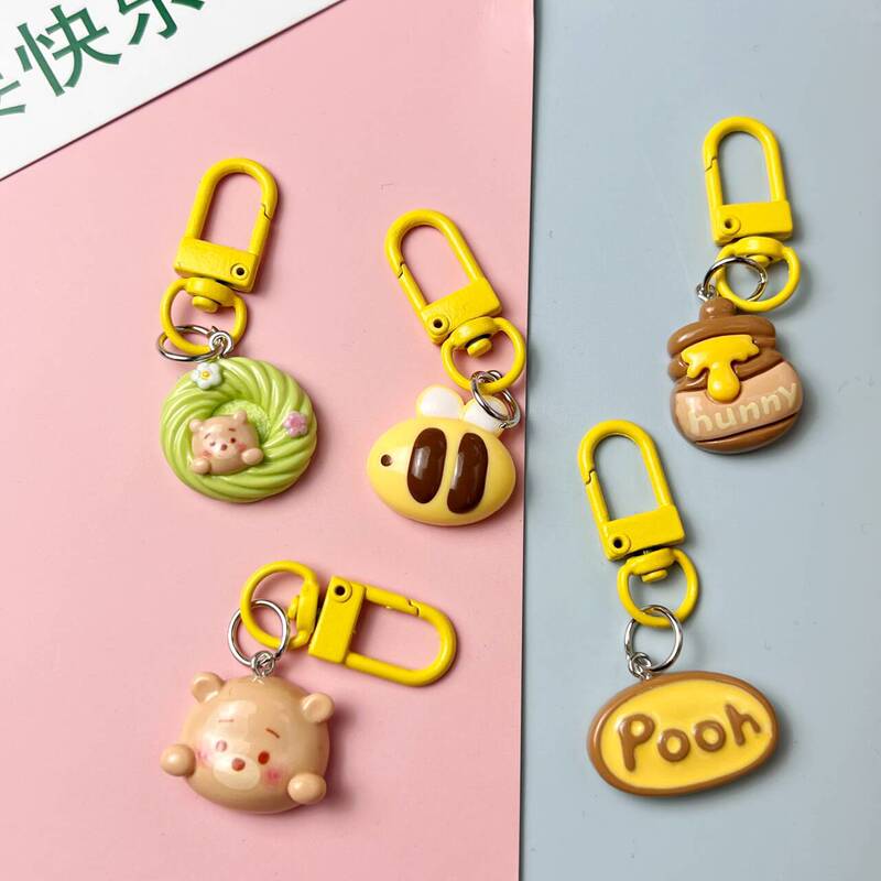 Japanese Cartoon Bear Milk Jar Keychain Ins Sanrio Student Pendant Cute Poop-Poop Hanging Accessories