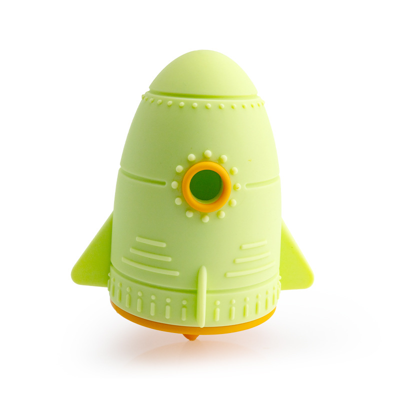 연한 녹색 로켓 모델