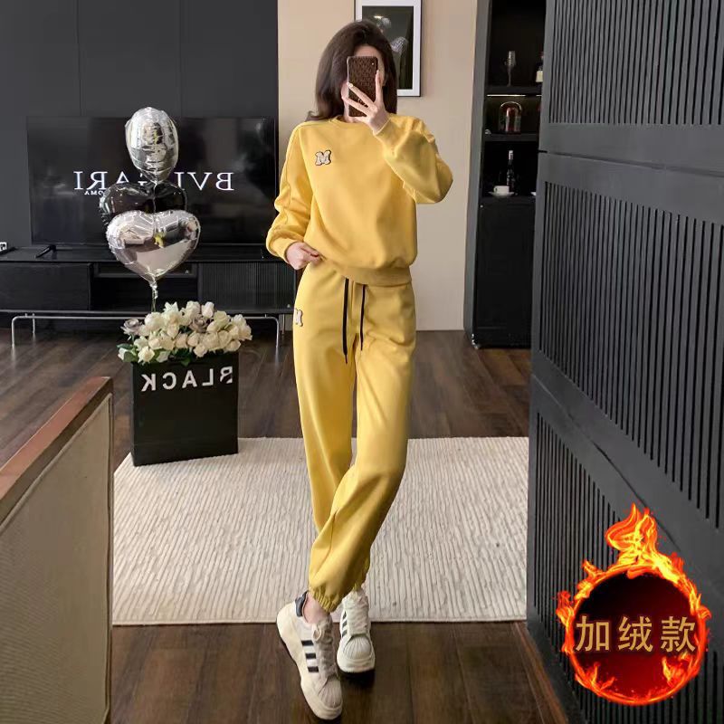 벨벳 진저 슈트