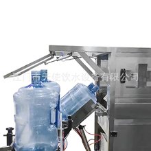 �ӹ�����ȫ�ԄӴ�Ͱ����ˮ���b�C��Ӂ�����Ͱ���b���a��