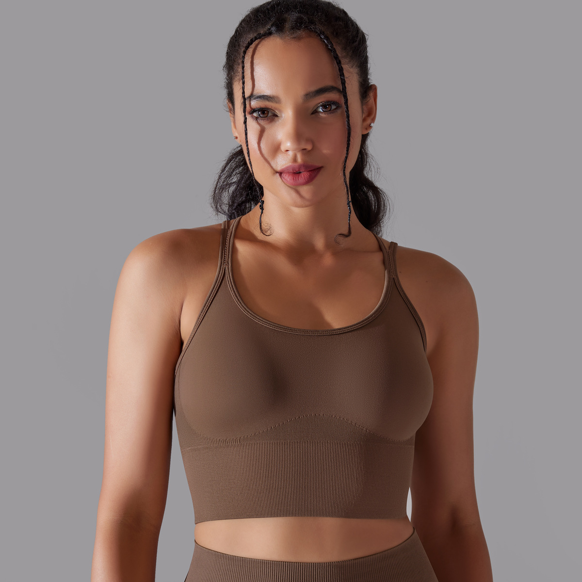 Seamless Solid Color Cross Back Sports Bra Vest Yoga Running Fitness Three-Piece Set_voghion.com