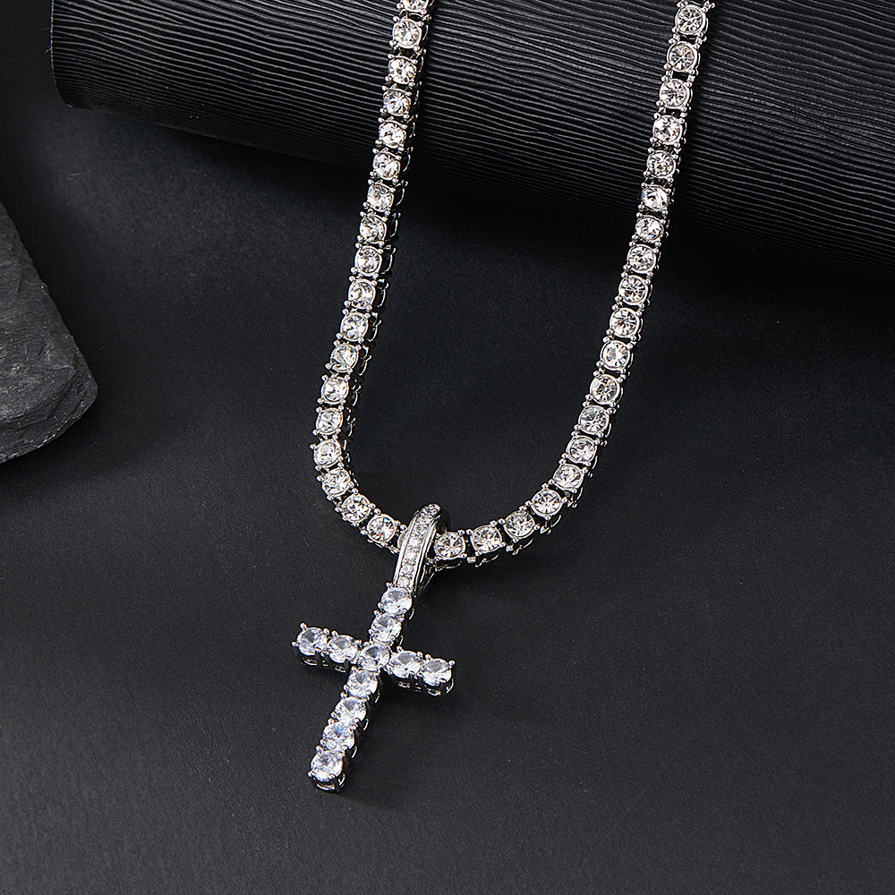 Hip-hop Cross Alloy Inlay Zircon Unisex Pendant Necklace display picture 1