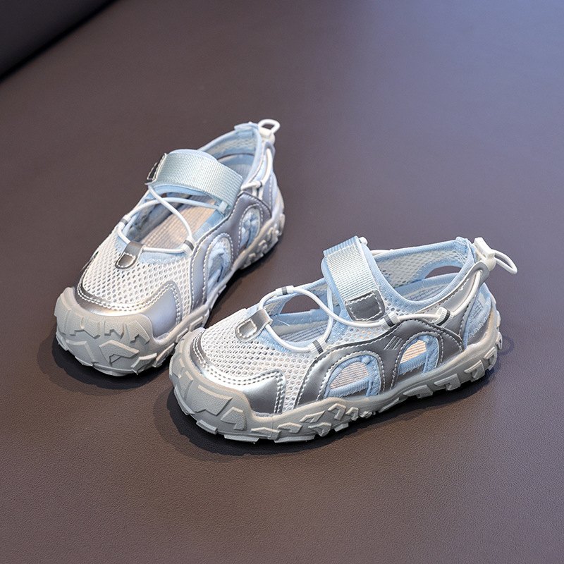 Sandálias de niñas verano 2026 nuevas zapatillas de niñas zapatillas de bocadillo de niños zapatos de retroceso suaves de malla transpirable image 7