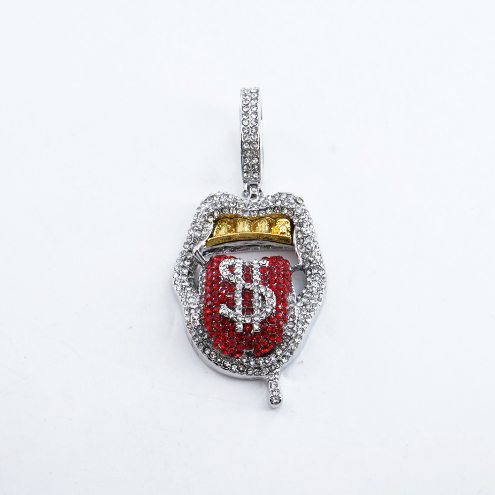 Colgante único plateado (diamante rojo) (sin cadena)