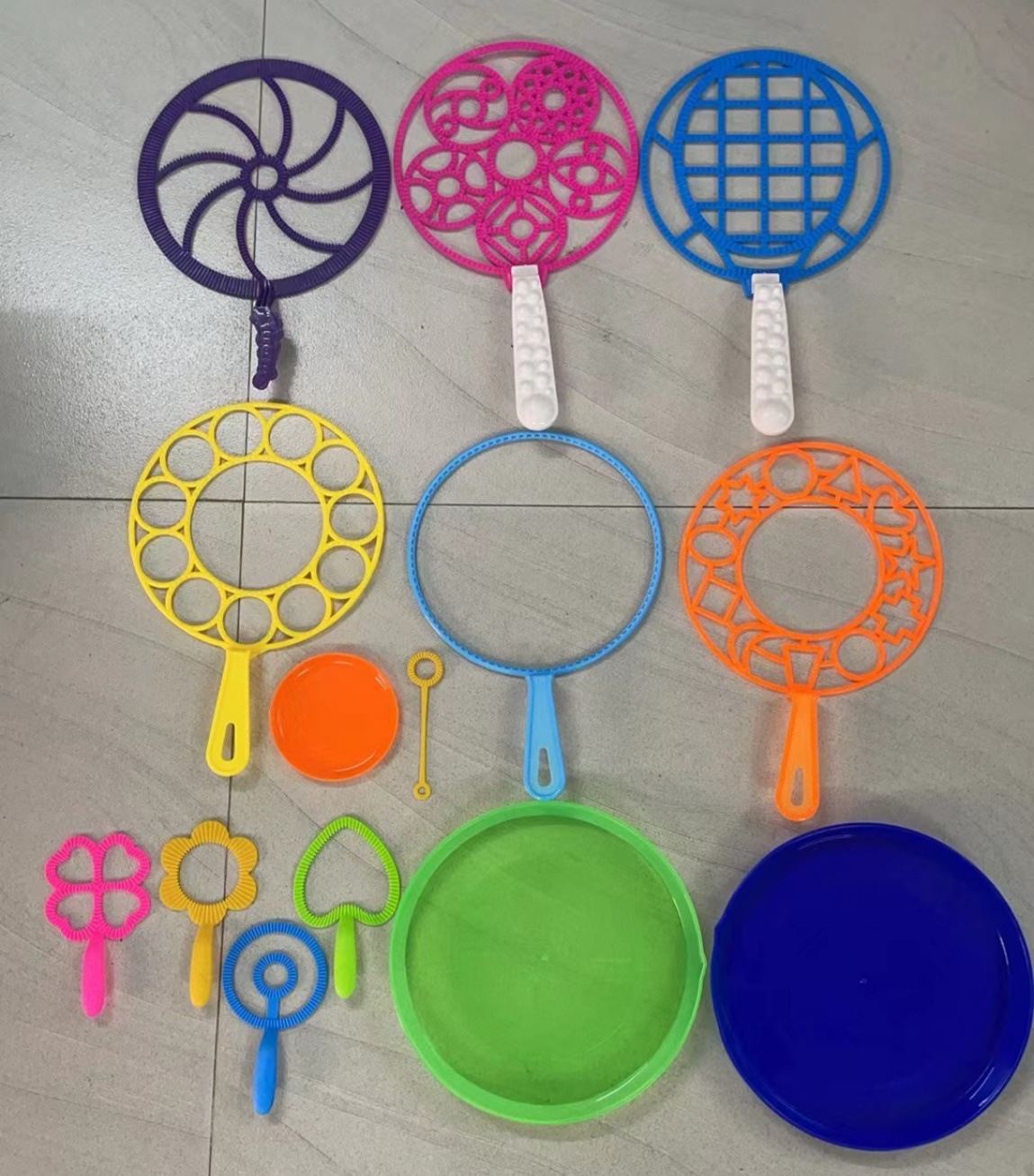 Cross-Mirror e-commerce suministro de varias herramientas de soplado de burbujas traje de actividades al aire libre burbuja colorida burbuja al por mayor