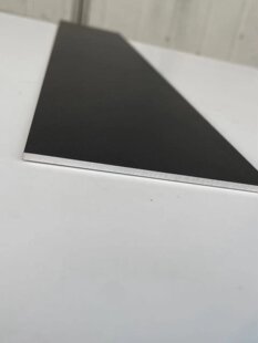 �X�Ͻ��ɫ���X�����blƽ�剺�lһ�����߽Ǿ��X�Ō�100mm��3mm