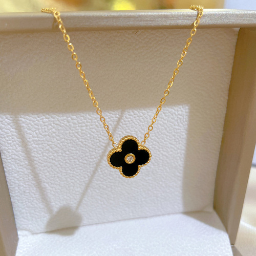 [Full body titanium steel] Fritillaria four-leaf flower minimalist real gold necklace in the furnace female ins internet celebrity clavicle chain accessories