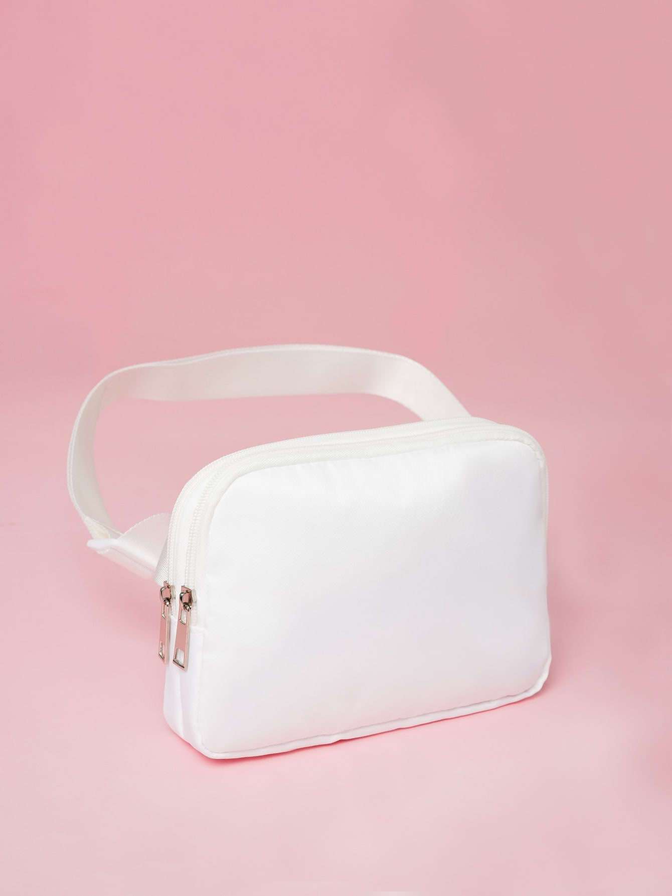 더블 풀 화이트