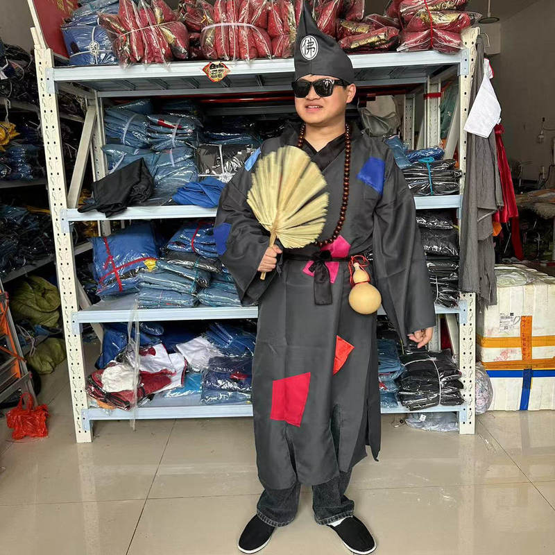 Beggar Costume Ancient Style Jigong Monk Performance Outfit, Complete Set with Jacket, Hat, Gourd Fan, and Prayer Beads, Patchwork Clothing