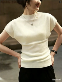 女式针织衫;女式羊绒衫;女式毛呢外套