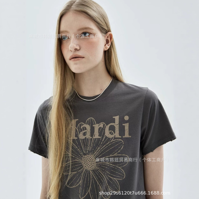 Korean Mardi Vintage-Style Daisy Letter Short-Sleeve T-Shirt, New Korean-Style Vibe, Versatile and Casual