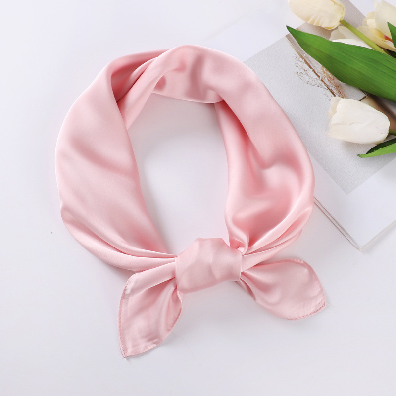 Europa y los Estados Unidos bufandas de seda de color sólido mujeres 70cm bufandas de satín pequeñas bufandas de pañuelo de cabello decoración fábrica transfronteriza al por mayor image 12