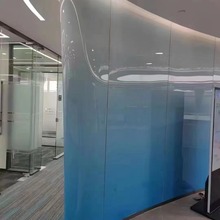 ɫ̼ ײ 칫¥KTVǽǽ