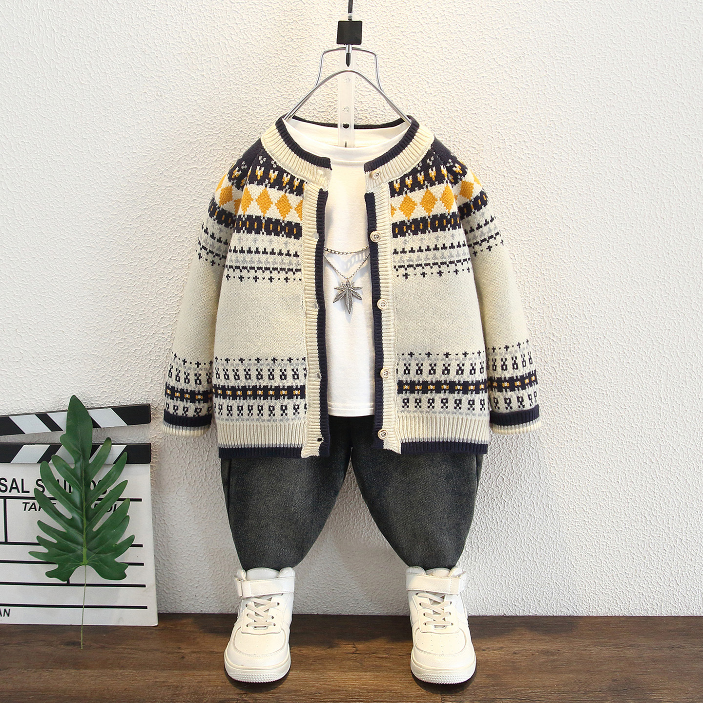 Boys' Thickeneded Knitwear Jacket Casual Kidsren's Knitwear Cardigan 2025 Autumn and Winter New Baby Trendy Cool Clothes