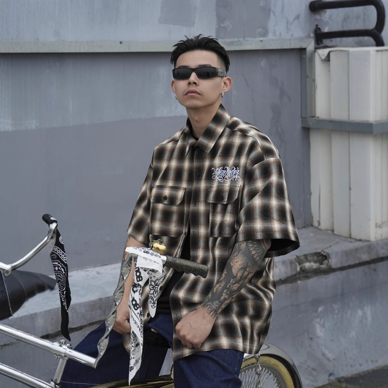 American West Coast Gangster Chicano Embroidered Mid-Sleeve Oversize Plaid Hip-Hop Bbox Short-Sleeved Shirt