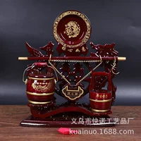 Трёхпредметный набор для свадебных принадлежностей: сердце невесты, свадебные принадлежности, невеста и приданое семьи невесты